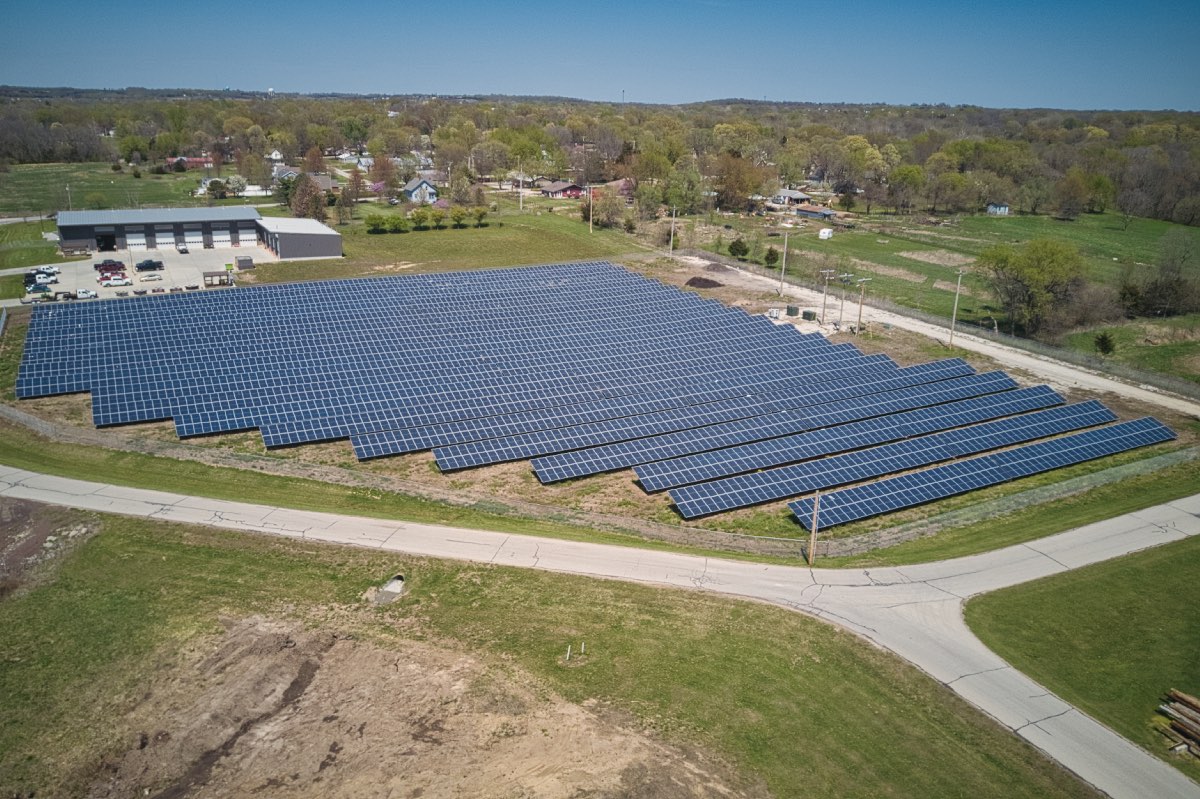 1.21 MW Commercial Solar Farm in Baldwin City, Kansas