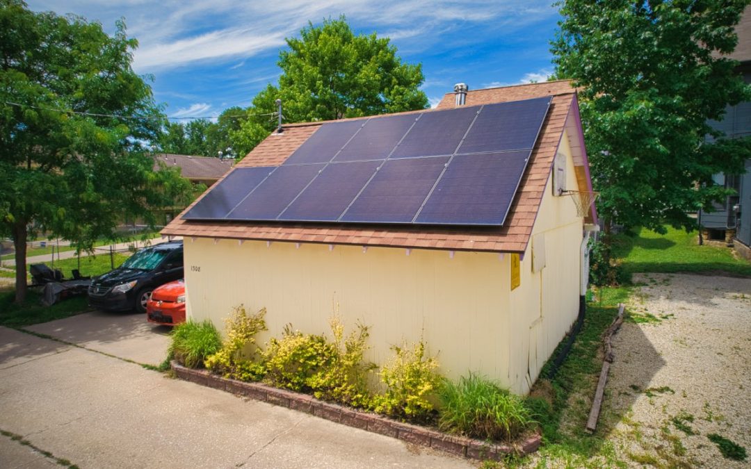 8.1 kW Residential REC Solar Installation in Lawrence, Kansas